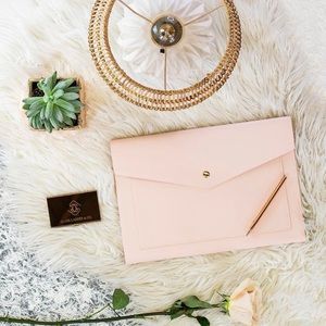 Megan Portfolio Clutch